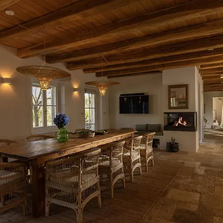 Luxury Istrian Stone Catalpa With Heated Pool, Large Private Retreat * Prascari